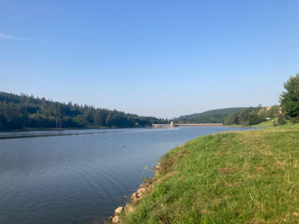 Valassky Hotel A Pivni Lazne Ogar Luhacovice Luaran gambar